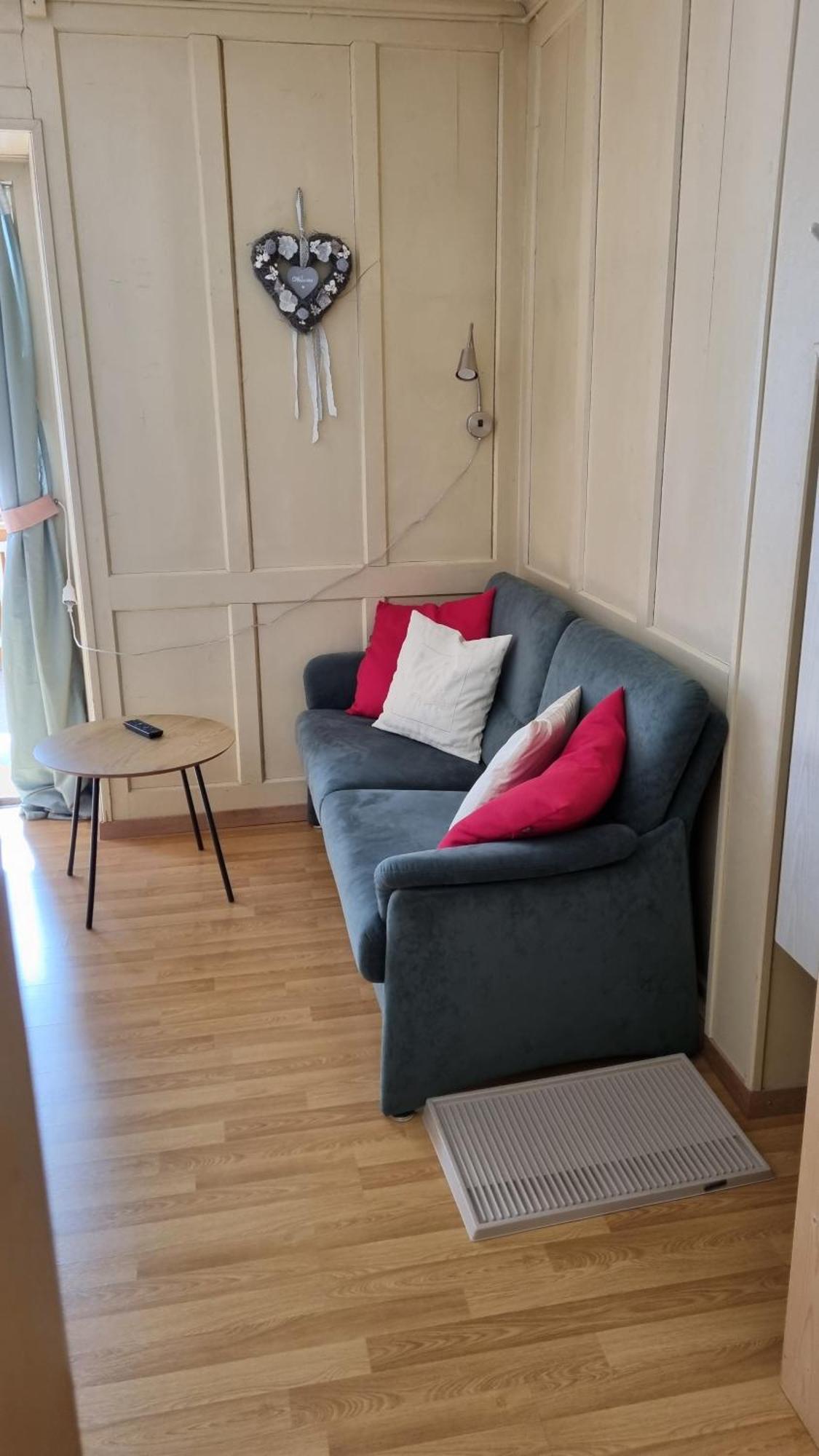 Pension Hof Zur Stilli Apartment Давос Екстериор снимка