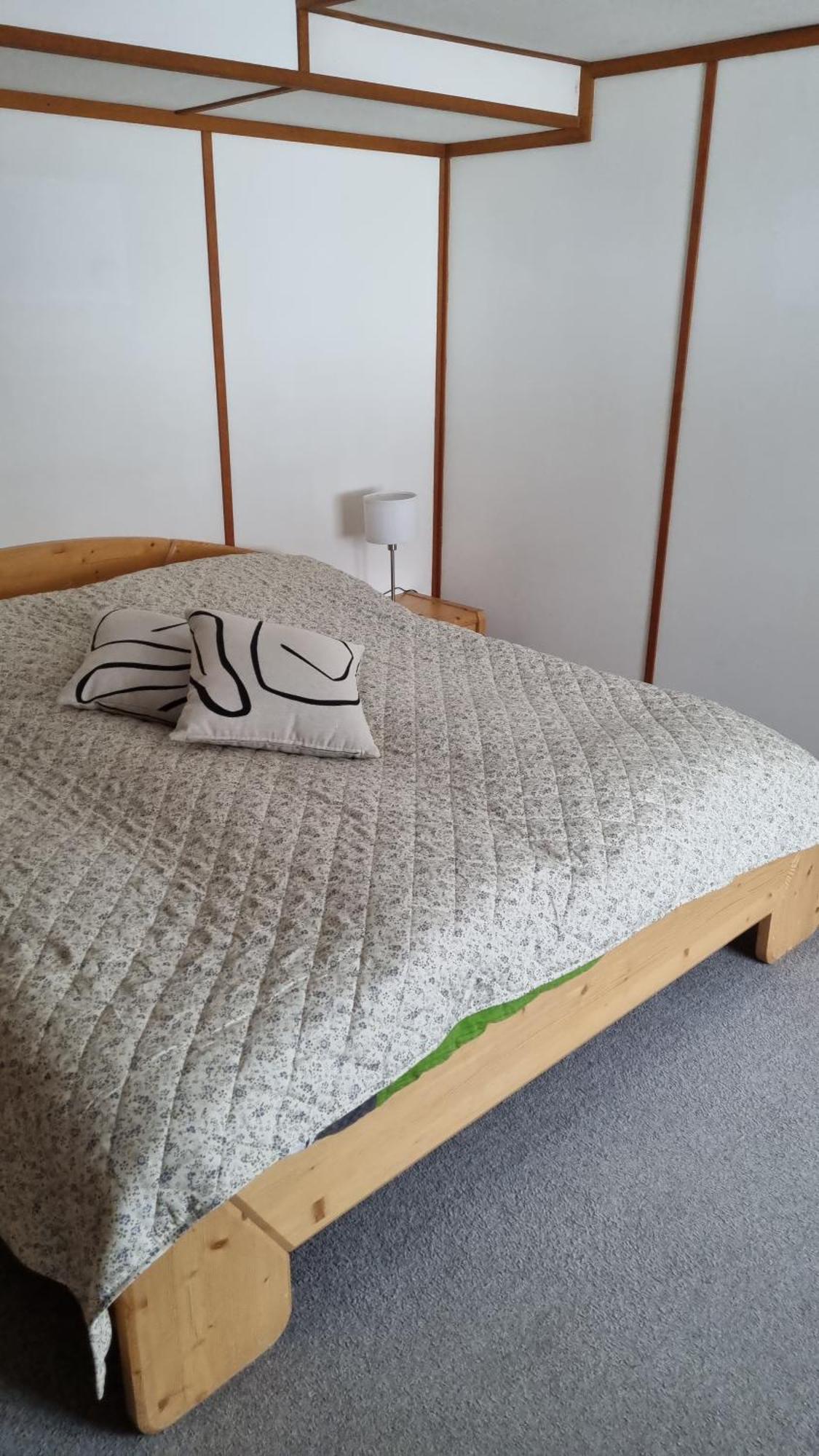 Pension Hof Zur Stilli Apartment Давос Екстериор снимка