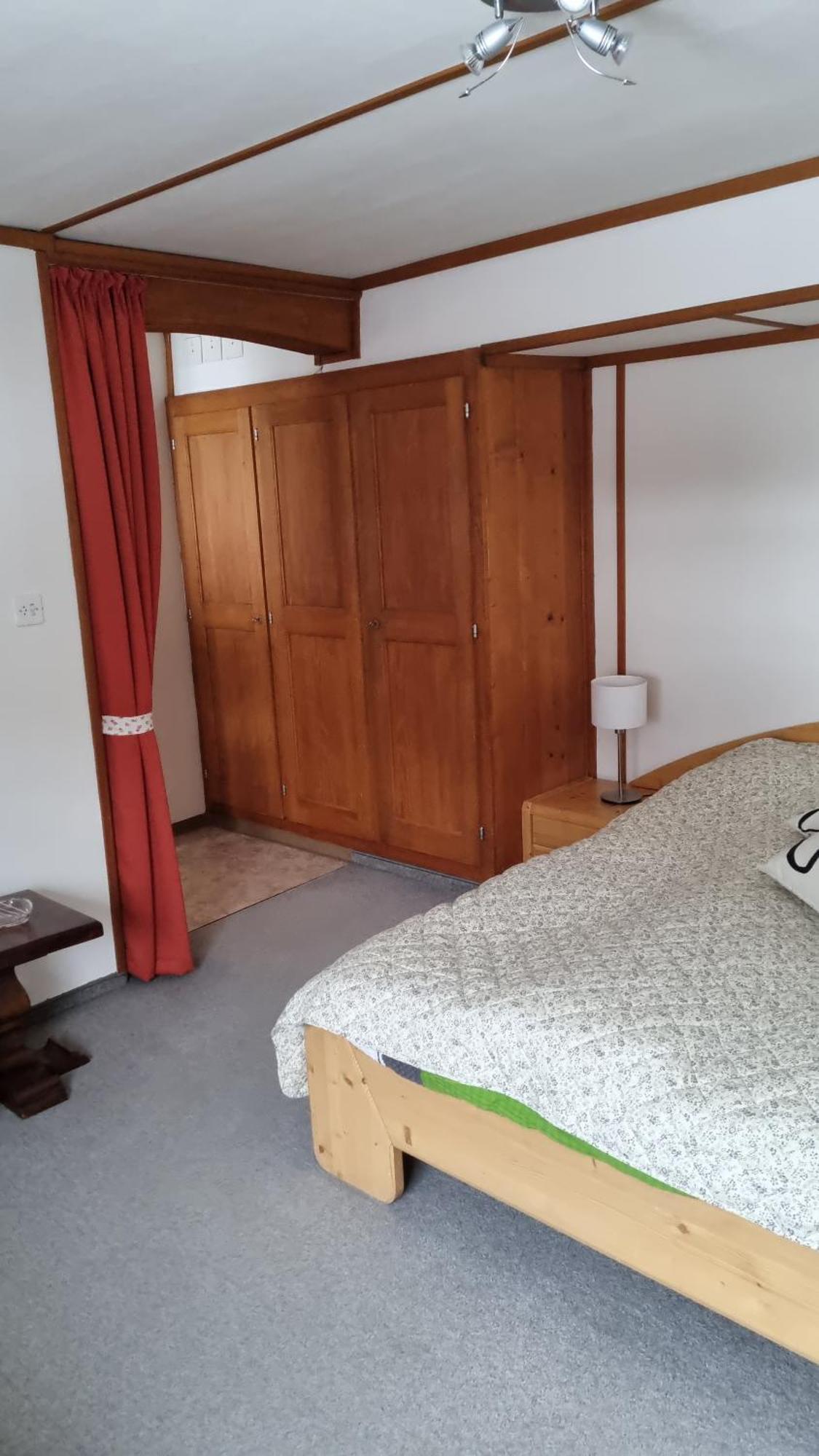 Pension Hof Zur Stilli Apartment Давос Екстериор снимка