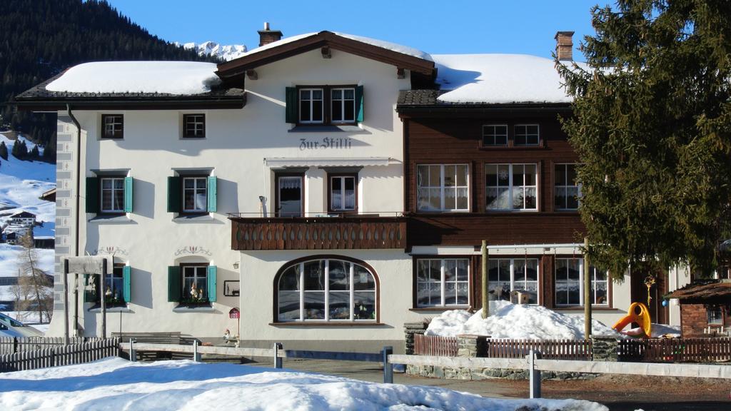 Pension Hof Zur Stilli Apartment Давос Екстериор снимка